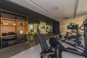 Image 15 - 210484