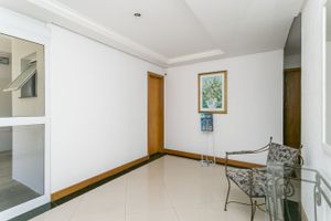 Image 27 - 247071