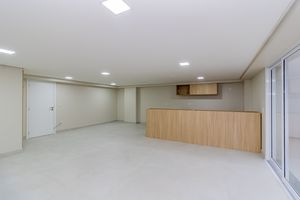 Image 24 - 878494