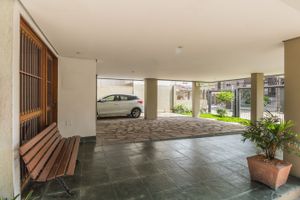 Image 30 - 183374
