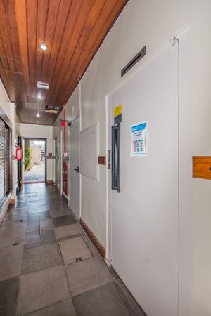 Image 34 - 212999