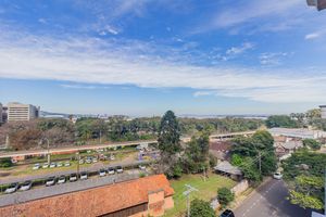 Image 34 - 897975