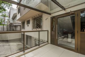 Image 24 - 869516
