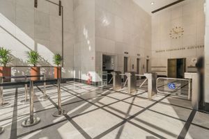 Image 24 - 213953