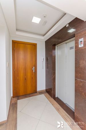 Image 30 - 250484