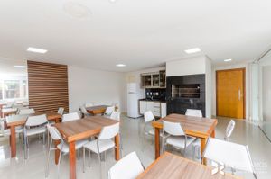 Image 33 - 250484