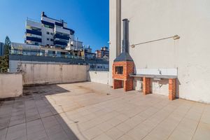 Image 47 - 617443