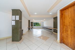 Image 31 - 886547
