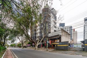 Image 27 - 886547