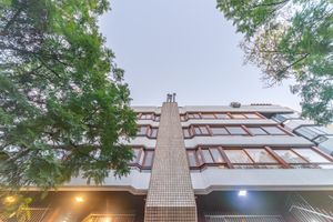 Image 6 - 226150