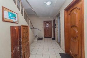 Image 34 - 883695