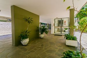Image 3 - 15325