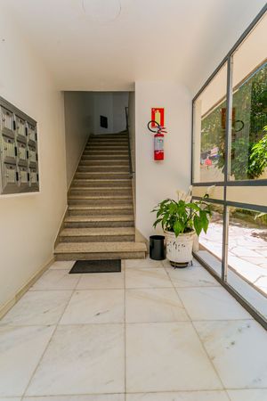 Image 4 - 15325