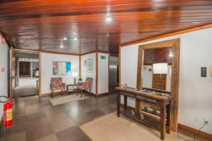 Image 16 - 857303