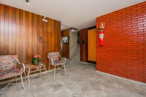 Image 29 - 551933