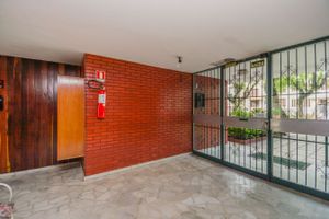 Image 30 - 551933
