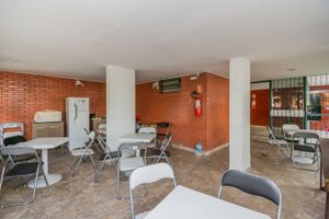 Image 31 - 551933