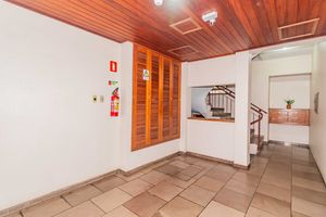 Image 35 - 219001