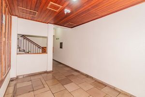 Image 38 - 219001