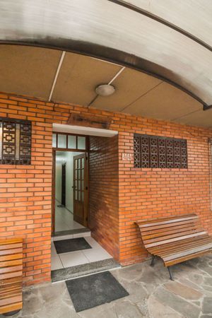 Image 17 - 241823