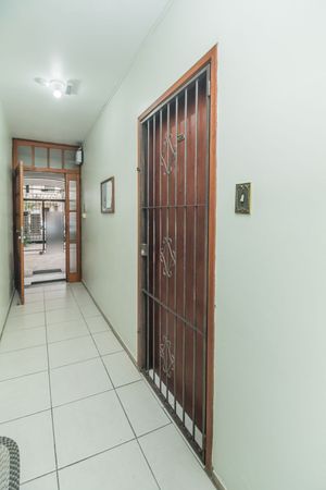 Image 19 - 241823