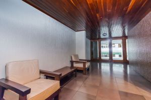 Image 3 - 15490