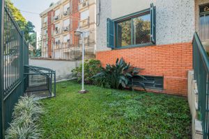 Image 3 - 15516