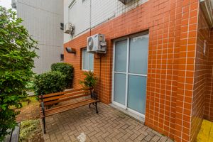 Image 65 - 213858