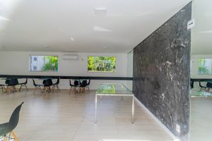 Image 27 - 869864