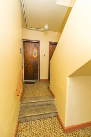 Image 37 - 221218