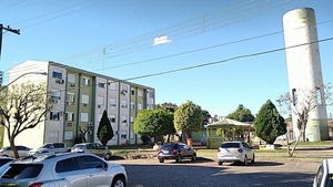Image 10 - 15713