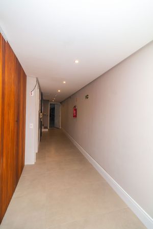 Image 30 - 306234