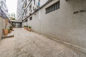 Image 9 - 15823