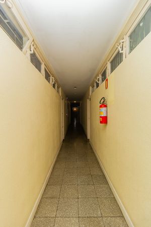 Image 29 - 868110