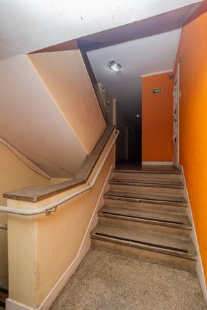 Image 34 - 868110