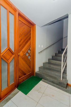Image 28 - 293617