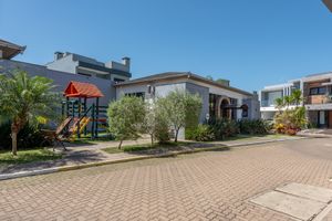 Image 3 - 15931