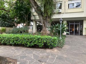 Image 35 - 755744