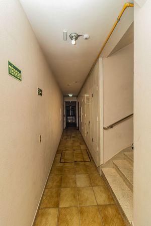 Image 11 - 407313