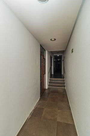 Image 13 - 407313