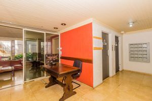 Image 32 - 898326