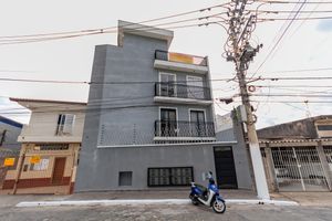 Image 32 - 868356
