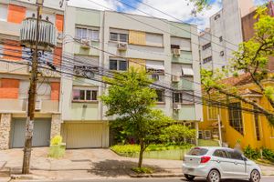Image 19 - 851046