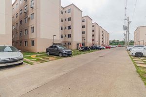 Image 21 - 807512