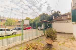 Image 34 - 247100