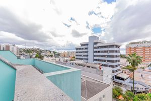 Image 28 - 753065
