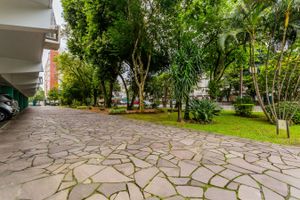 Image 3 - 17018
