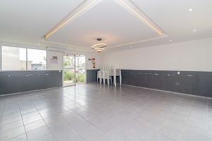 Image 30 - 401701