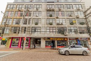 Image 11 - 168112