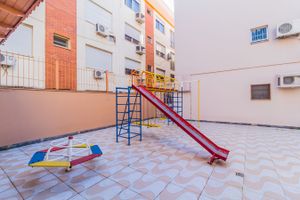 Image 7 - 17176